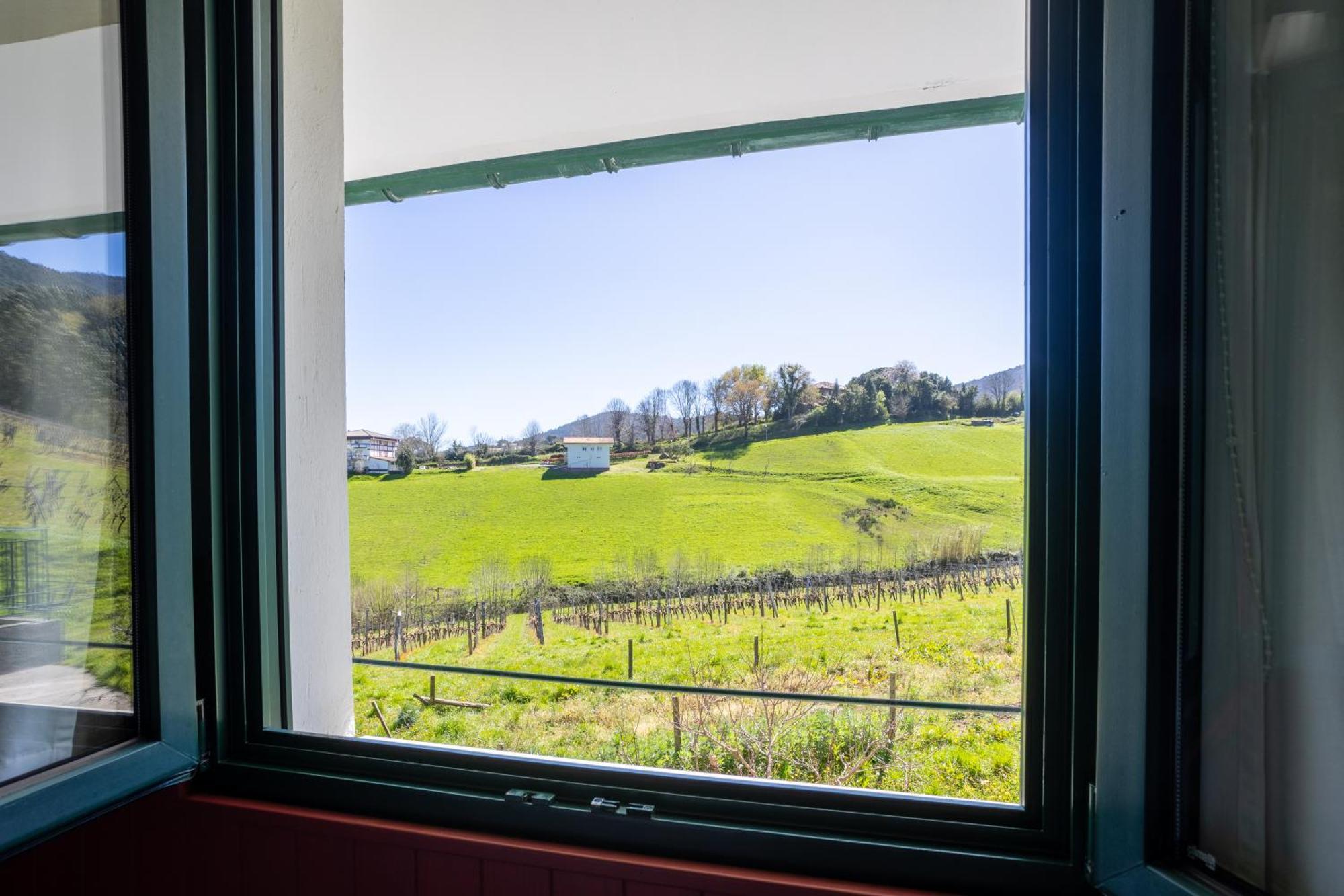 Country house Basarte *